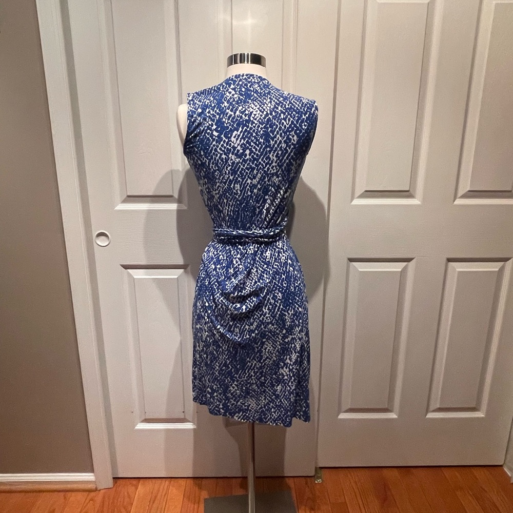 Diane Von Furstenberg Abstract Blue and White Midi Dress - Picture 2 of 6